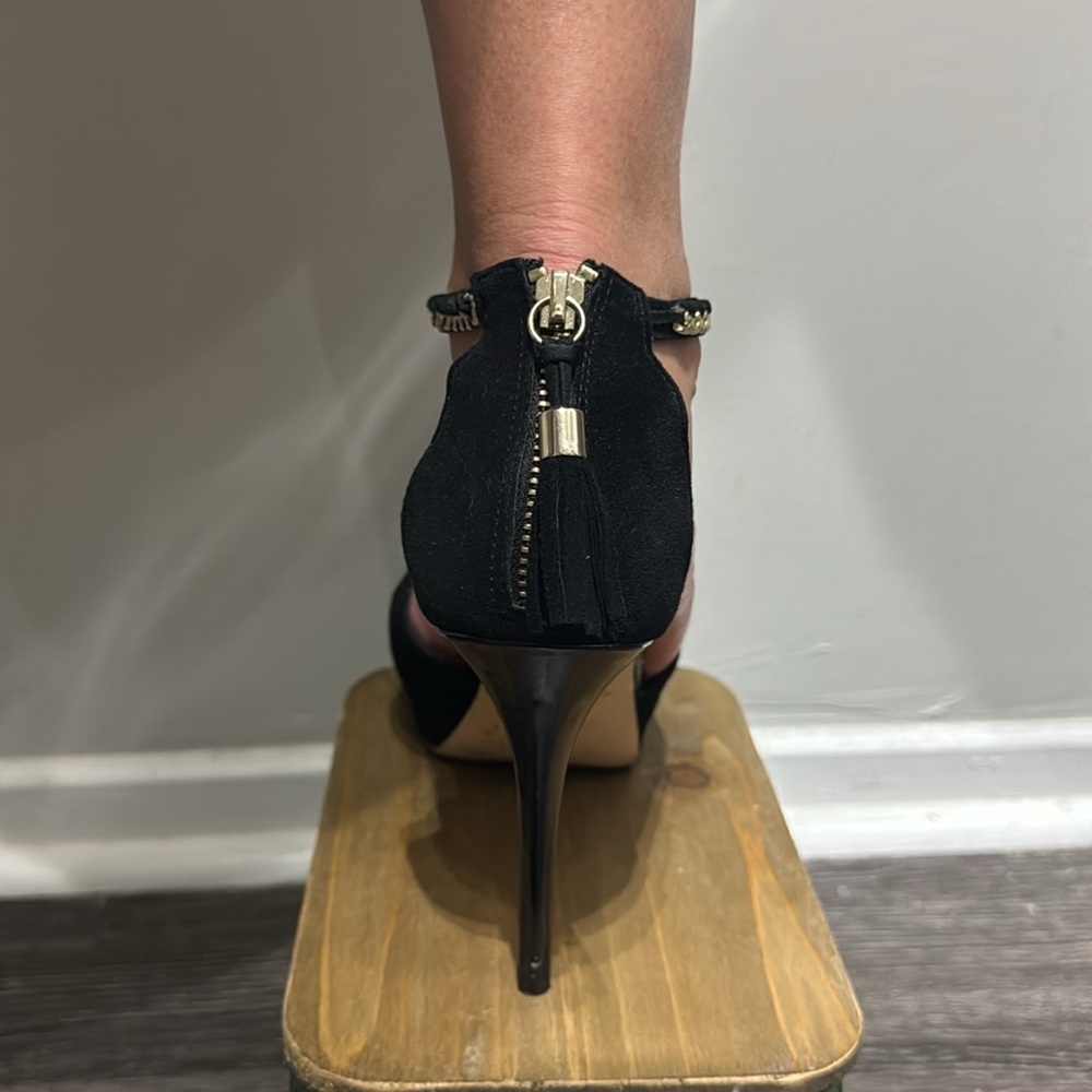 White House Black Market Black Heels with Open Toe Design and Textured Fabric - Picture 4 of 10